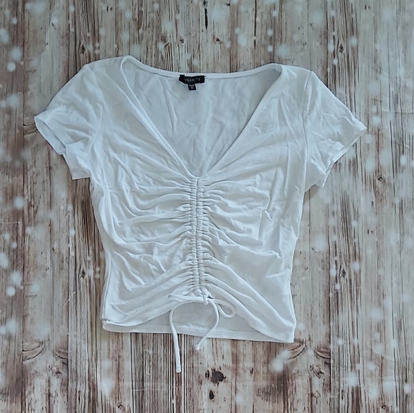 Dynamite roushed crop top - Picture 2 of 2